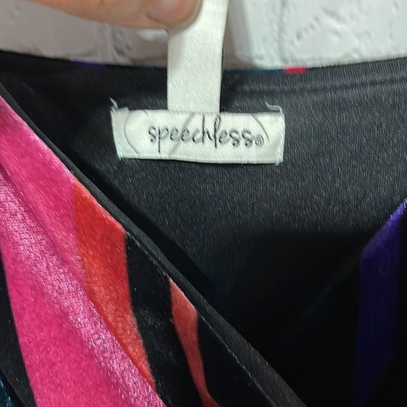 Speechless Velvet Velour Striped Belted Romper Small - Picture 9 of 14